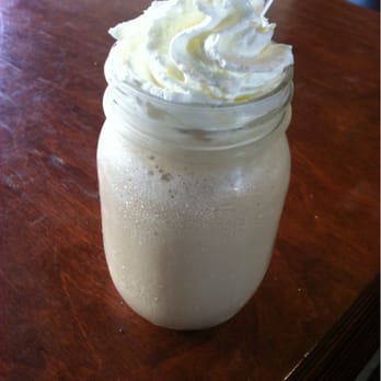 ChadLou's Coffee Roasters - Ice Blended Caramel - Coffee & Tea Near Me - Kailua, Hawaii