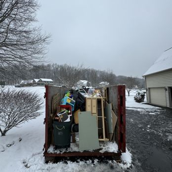 JBee Clutter Removal & Hauling - Junk Removal & Hauling Near Me JBee Clutter Removal & Hauling - Junk Removal & Hauling Near Me