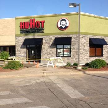 Huhot Mongolian Grill - Front Entrance - Chinese Near Me - La Crosse, Wisconsin