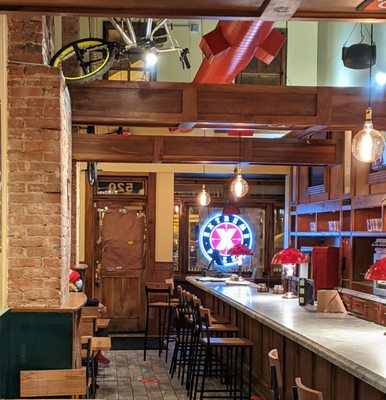 Extreme Pizza - Barracks Row by null