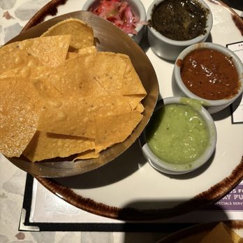 La Popular Hollywood - Chips and Salsa Tray - Mexican Near Me - Hollywood, California La Popular Hollywood - Chips and Salsa Tray - Mexican Near Me - Hollywood, California