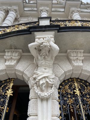 Linderhof Palace by null
