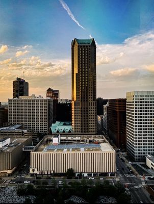 Photo of 360 Rooftop Bar - St. Louis, MO, US. You can't get better views than this!