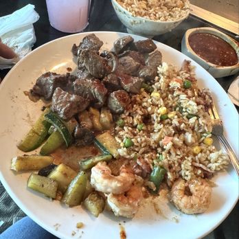 Sakura Chaya - 17. Filet Mignon with shrimp, veggies, and fried rice - Sushi Bars Near Me - Fresno, California Sakura Chaya - 17. Filet Mignon with shrimp, veggies, and fried rice - Sushi Bars Near Me - Fresno, California