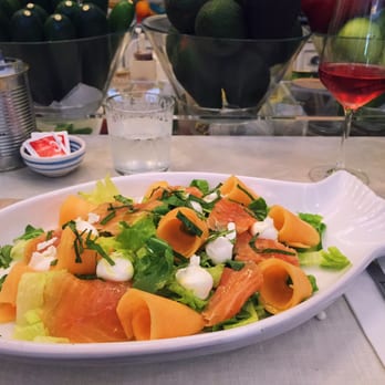 Casa e Bottega - The salmon salad with melon, burrata, and fresh lemon juice, and mint. So fresh and colorful!! - Gluten-Free Near Me - Positano, SA Casa e Bottega - The salmon salad with melon, burrata, and fresh lemon juice, and mint. So fresh and colorful!! - Gluten-Free Near Me - Positano, SA
