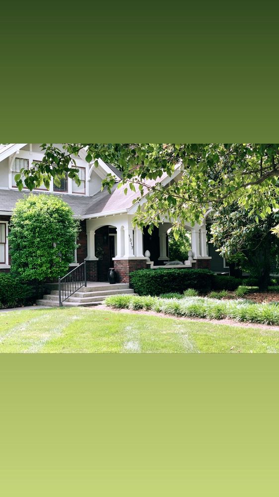 Magnolia House Bed & Breakfast