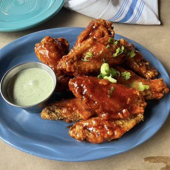 Puente Pub - Smoked agave wings served with cilantro ranch (absolutely delicious) - Latin American Near Me - Farmington, Connecticut