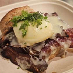 The Alabama Biscuit Co. - Bacon du jure