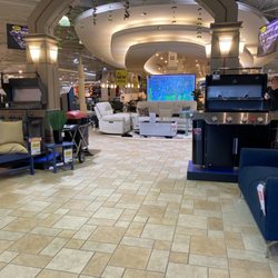 Leon's Furniture & Appliances Warehouse & Showroom