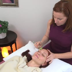 Newton Chiropractic & Wellness Centre - Facial Rejuvenation / Face Lift Acupuncture