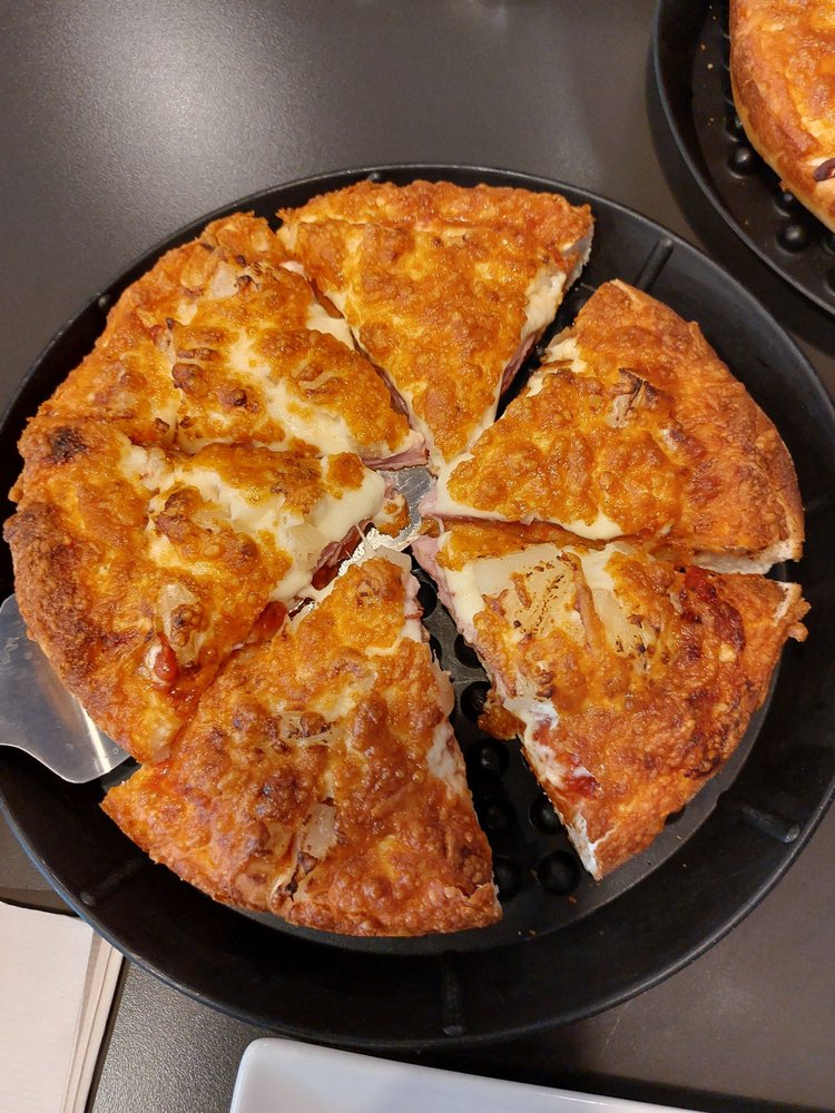 PAULS PIZZA STEAKHOUSE & LOUNGE Updated May 2024 21670 Shawville