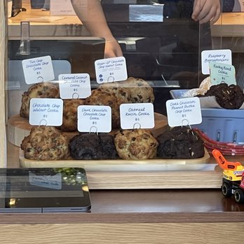 Levain Bakery - display - Bakeries Near Me - Los Angeles, California Levain Bakery - display - Bakeries Near Me - Los Angeles, California