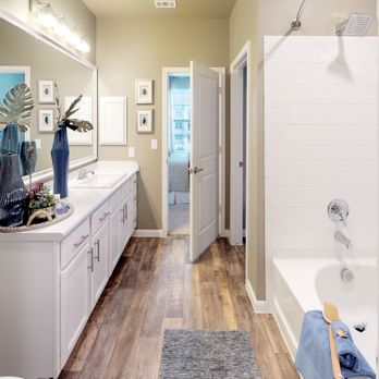 Atherton - B1 | 2 Bed - 2 Bath | 1010 Square Feet - Apartments Near Me - Frisco, Texas Atherton - B1 | 2 Bed - 2 Bath | 1010 Square Feet - Apartments Near Me - Frisco, Texas