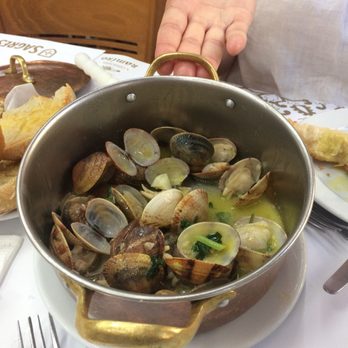 Cervejaria Ramiro - Garlic Butter Clams - Seafood Near Me - Lisbon, 11