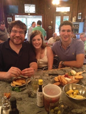 Horn's Eatery by null