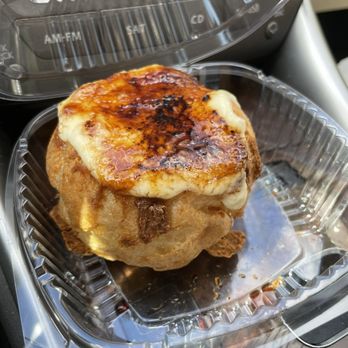 Beard Papa's - Creme Brulee - Bakeries Near Me - Charlotte, North Carolina