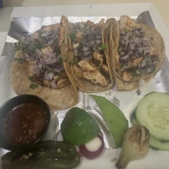 Los Arcos - Street Tacos with chicken - Mexican Near Me - Birmingham, Alabama