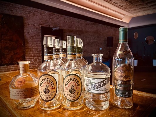 One Legged Magpie by null