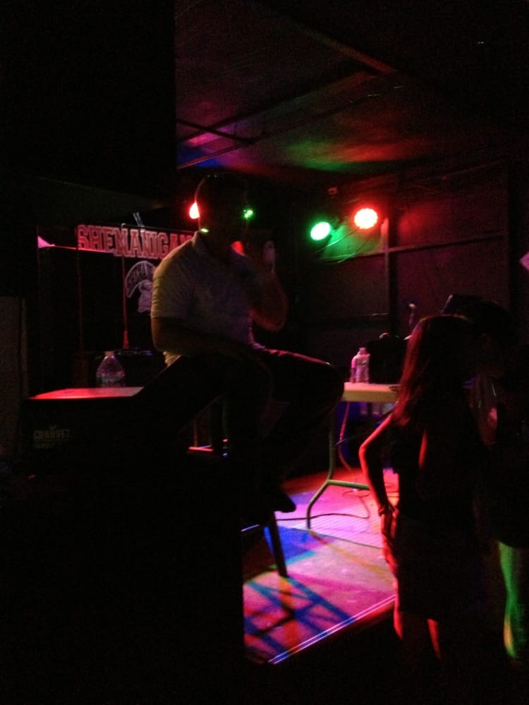 SHENANIGANS Updated October 2024 28 Reviews 3815 Landis Ave, Sea