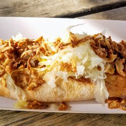 Lunch Kiosk - Hot Dog w/ Sauerkraut and Fried Onion