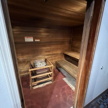 Fairfield by Marriott - There's a dry sauna in the fitness room! - Hotels Near Me - Salida, California