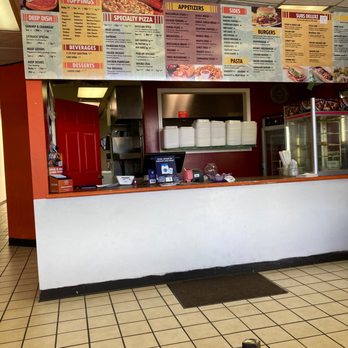 Chicagos Pizza - Inside - Pizza Near Me - Allen Park, Michigan