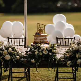 Fleur Couture Hawaii - Stunning sweetheart table arrangements full of Moonstone roses, Viking mums, curly willow, ivy and more. - Florists Near Me Fleur Couture Hawaii - Stunning sweetheart table arrangements full of Moonstone roses, Viking mums, curly willow, ivy and more. - Florists Near Me