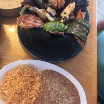 Arturo's Tacos - Wow! Husband didnt say a word during dinner!!  He enjoyed every bit of this molcajete!! We will be back!! - Tacos Near Me - Bloomington, California