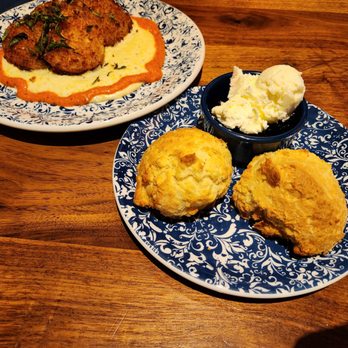 Tupelo Honey Southern Kitchen & Bar - Biscuits for a cause, famous fried green tomatoes - Southern Near Me - Franklin, Tennessee