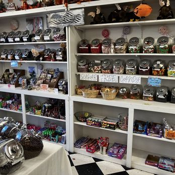Big Sky Candy - Candy Stores Near Me - Hamilton, Montana Big Sky Candy - Candy Stores Near Me - Hamilton, Montana
