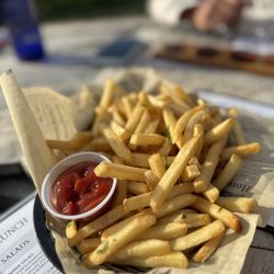 Magnanini Winery - Truffle fries