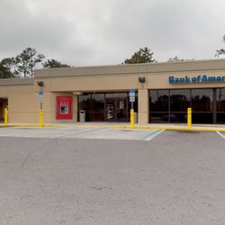 Bank of America Financial Center - Storefront
