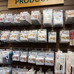 Alex’s Comfort Shoes - Good selection of toe protectors, supports, and pads.