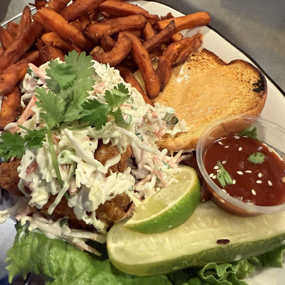 Black Tap - Anaheim - Crispy chicken sandwich - Burgers Near Me - Anaheim, California Black Tap - Anaheim - Crispy chicken sandwich - Burgers Near Me - Anaheim, California
