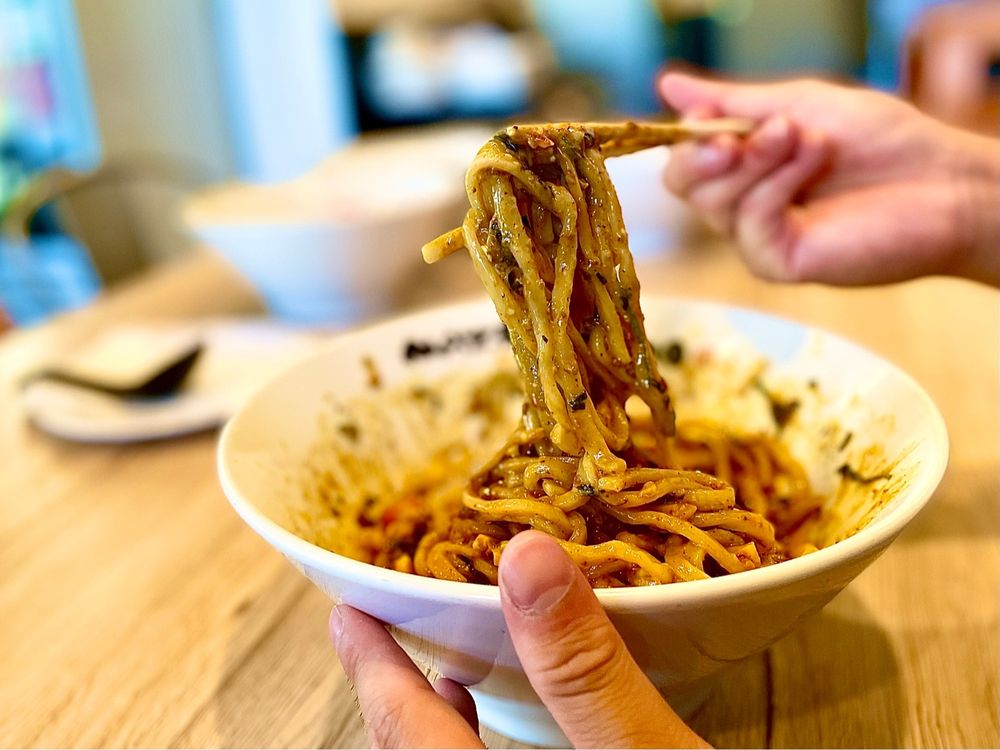 Food from Mazesoba Hero