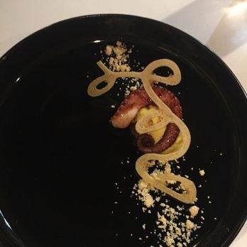 EL Ideas - Octopus - New American Near Me - Chicago, Illinois EL Ideas - Octopus - New American Near Me - Chicago, Illinois