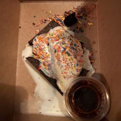 The Venice West - Flourless chocolate cake - to go - no ice cream