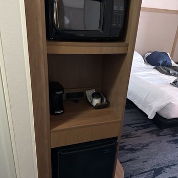 Fairfield by Marriott Inn & Suites Aberdeen, SD - Microwave coffee and fridge is room. - Hotels Near Me - Aberdeen, South Dakota Fairfield by Marriott Inn & Suites Aberdeen, SD - Microwave coffee and fridge is room. - Hotels Near Me - Aberdeen, South Dakota