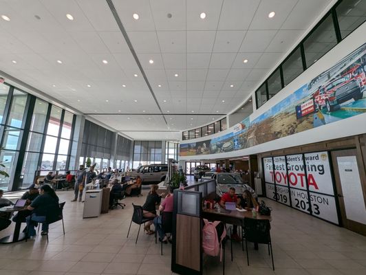 KEATING TOYOTA - Updated January 2026 - 126 Photos & 387 Reviews - 4233 ...