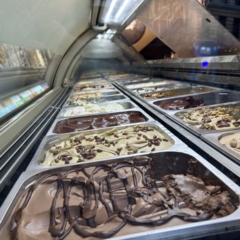 Amorino - Miles of gelato - Ice Cream & Frozen Yogurt Near Me - London, XGL Amorino - Miles of gelato - Ice Cream & Frozen Yogurt Near Me - London, XGL