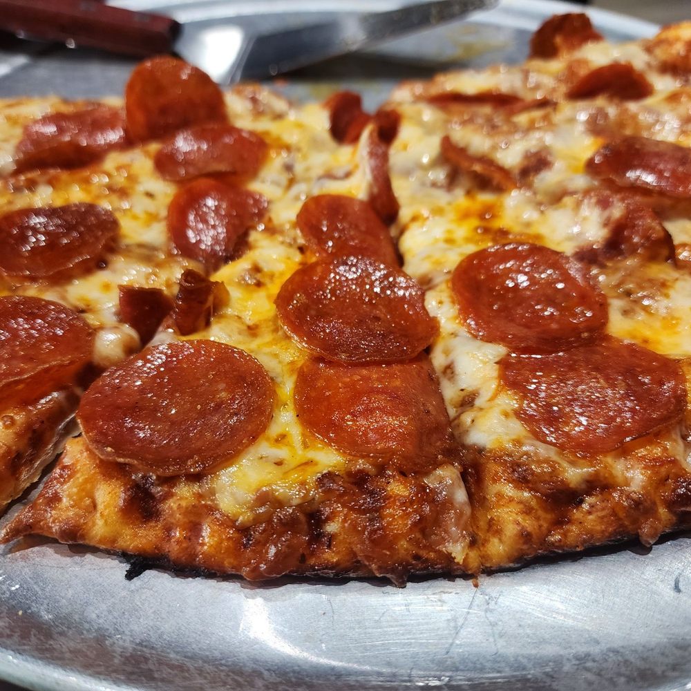 Round Table Pizza - Pepperoni - Pizza Near Me - San Antonio, Texas