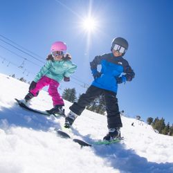 Adventure Academy - Snow Valley - Two kiddos enjoying a day on skis