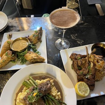 Lush Cafe And Lounge - Appetizers , 2 entrees - Lounges Near Me - Tempe, Arizona