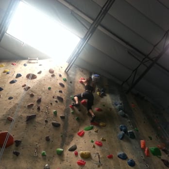 Hangar 18 - Riverside - Rock Climbing Near Me - Riverside, California Hangar 18 - Riverside - Rock Climbing Near Me - Riverside, California