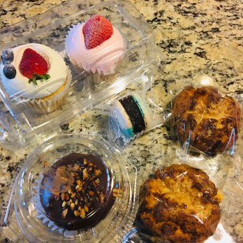 Whipped Bakery & Cafe - Cupcakes: tres leche, strawberry and Nutella; oreo faccoron; honey garlic scones! - Bakeries Near Me - Leander, Texas Whipped Bakery & Cafe - Cupcakes: tres leche, strawberry and Nutella; oreo faccoron; honey garlic scones! - Bakeries Near Me - Leander, Texas