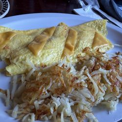 Dee's Diner - Cheese Omelet