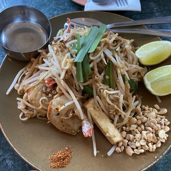 Favorites - Pad thai - Salad Near Me - Toronto, Ontario Favorites - Pad thai - Salad Near Me - Toronto, Ontario