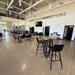 Aquila Coffee - Cafe space