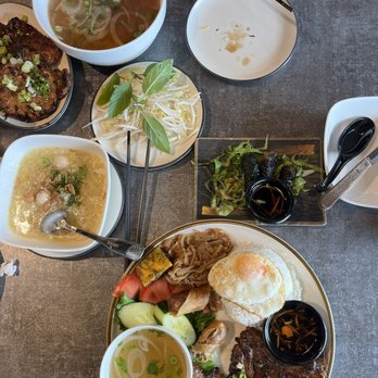 Lua Vietnamese Cuisine - Pho: P4, Com Lua, Crab Soup - Vietnamese Near Me - Edison, New Jersey