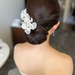 Brow Direction - Bridal hair